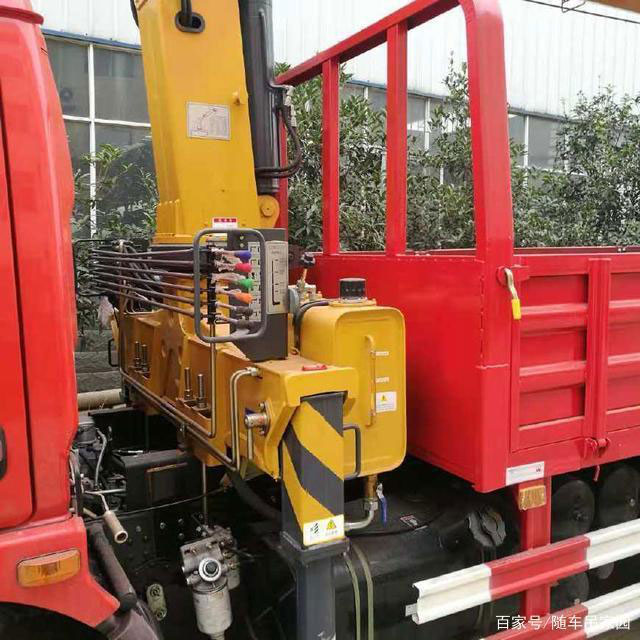 張家界眾誠機械設(shè)備租賃有限公司,吊車出租,張家界高空作業(yè)車出租 張家界眾誠機械設(shè)備租賃有限公司,吊車出租,張家界高空作業(yè)車出租
